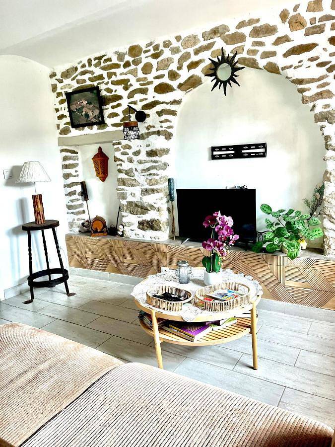 Gîte pour 4 personnes, avec jardin et terrasse à Saint-Hilaire-de-Brethmas - 2