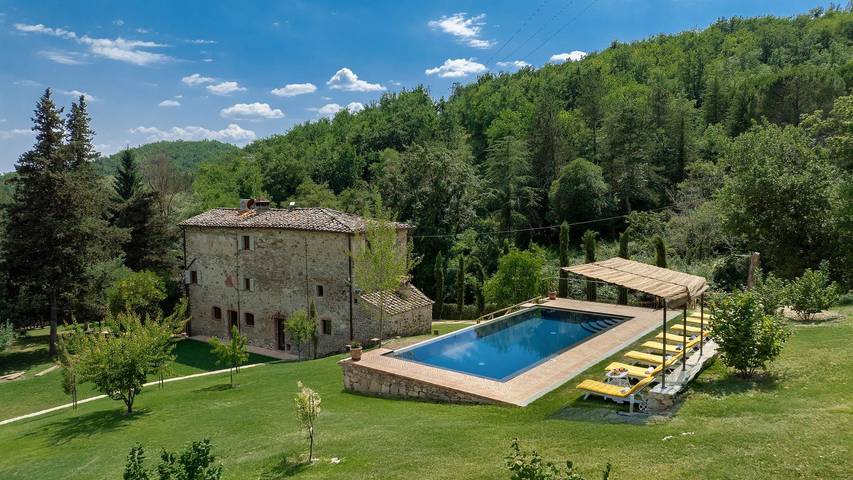 Villa per 8 persone, con giardino e terrazza, con animali domestici in Gaiole in Chianti