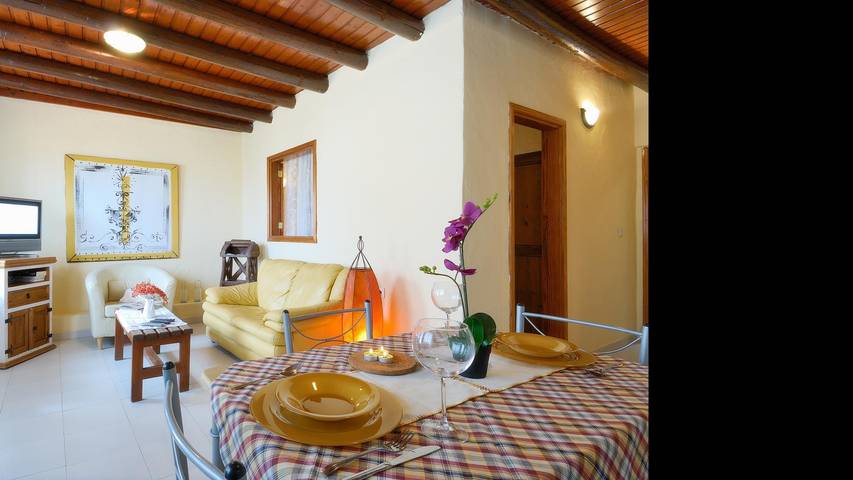 Ferienwohnung für 4 Personen, mit Terrasse und Garten sowie Meerblick auf Lanzarote - 4