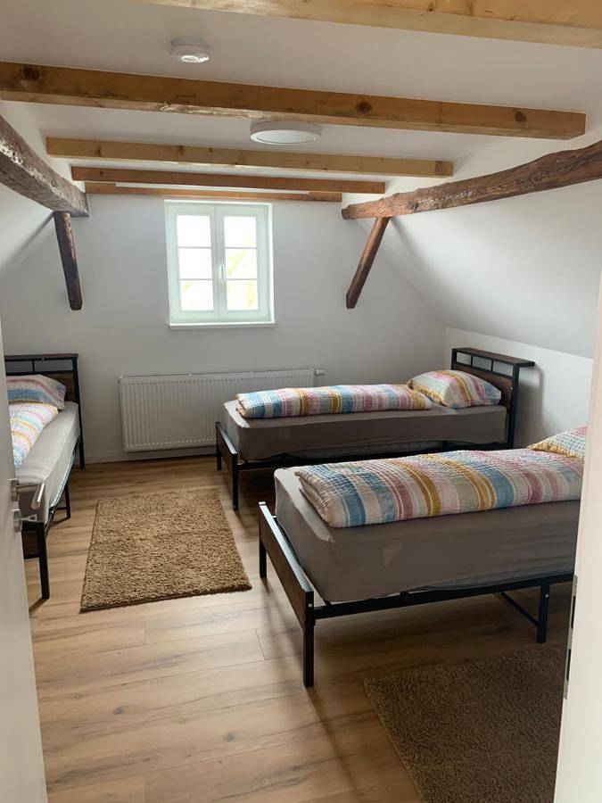 Hostel für 3 Personen, mit Terrasse und Garten