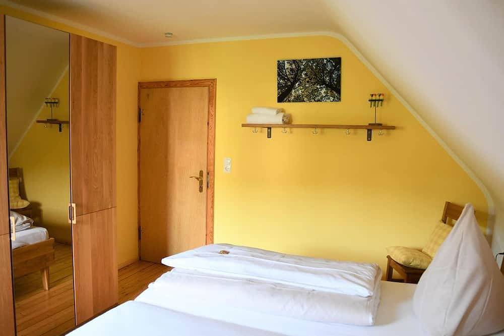 Ferienhaus Brug - Ferienhaus, Dusche und Bad, Wc, 4 oder mehr Schlaf in Bundenthal, Landkreis Südwestpfalz