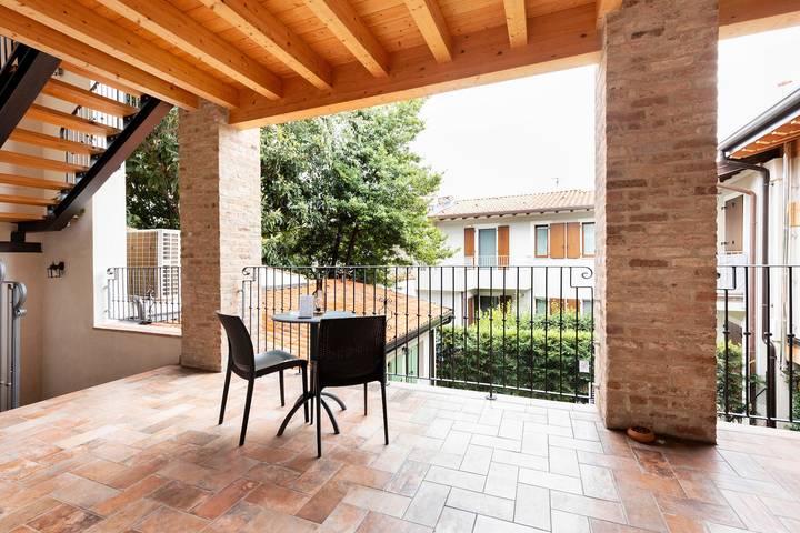 Ferienwohnung für 2 Personen, mit Garten in San Felice del Benaco