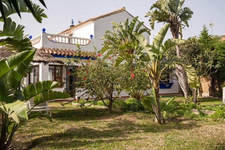 Casa rural para 7 personas, con jardín y vistas, Se admiten mascotas en Los Caños de Meca - 4