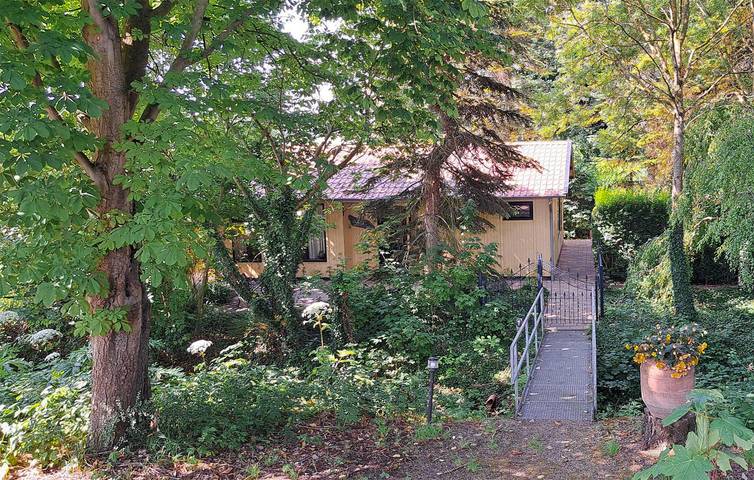 Ferienhaus für 4 Personen, mit Terrasse und Garten - 1