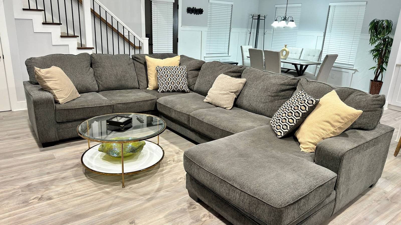 Snellville Retreat - Moderna casa con 4 camere da letto per 10 persone in Contea di Gwinnett