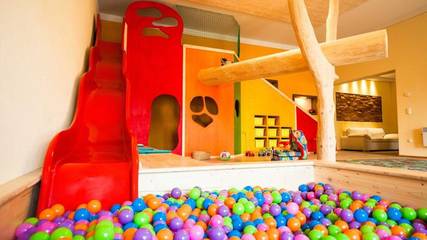 Ferienwohnung für 6 Personen, mit Pool und Ausblick sowie Garten, kinderfreundlich in Scheßlitz