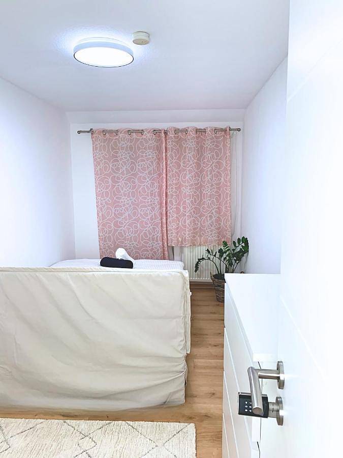 Ferienwohnung für 2 Personen, mit Garten und Ausblick in Hannover Messe