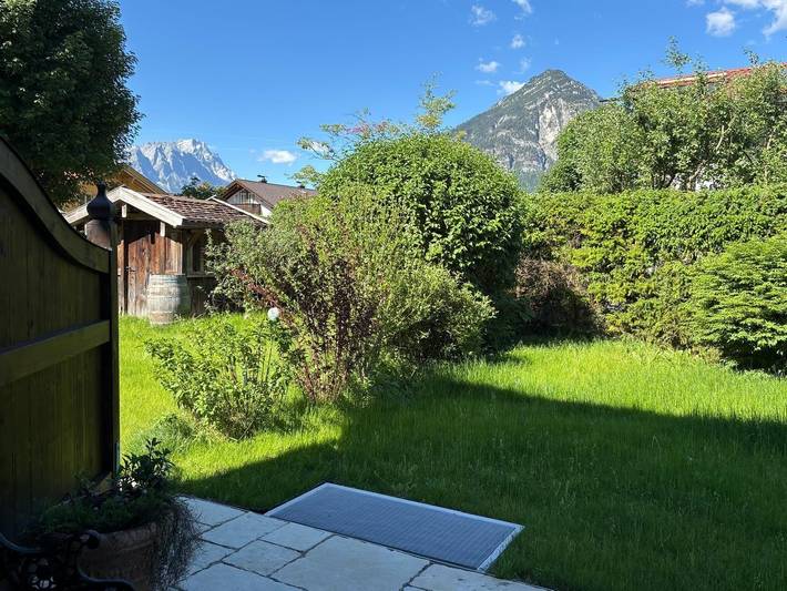Ganze Ferienwohnung, Minerva - mit Garten u. Terrasse. Wohnen auf 2 Ebenen in Farchant, Bayerische Alpen
