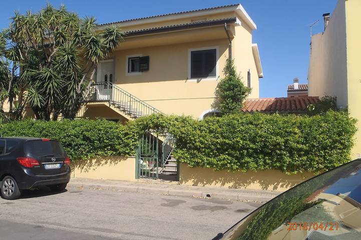 B&b for 2 people, with garden in Olbia