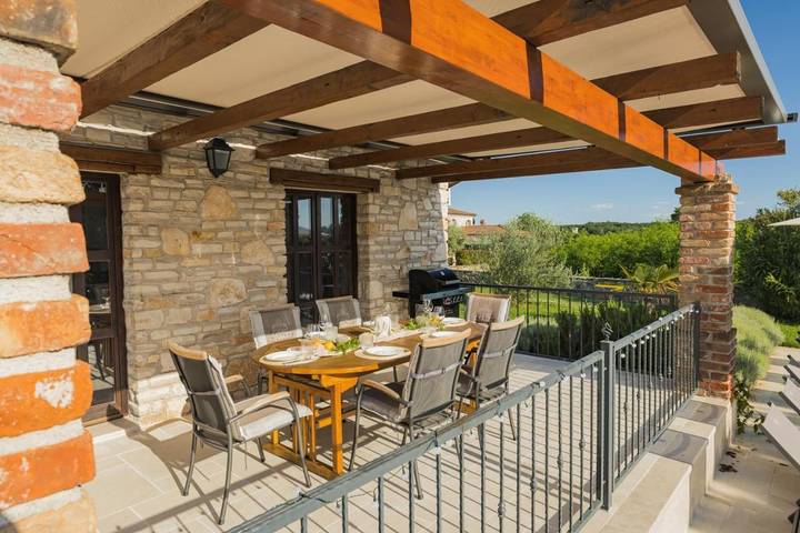 Villa pour 8 personnes, avec jardin ainsi que vue et piscine à Barat - 3