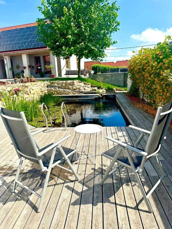 Apartament wakacyjny dla 2 osób, z sauna i widok oraz ogród w Znojmo