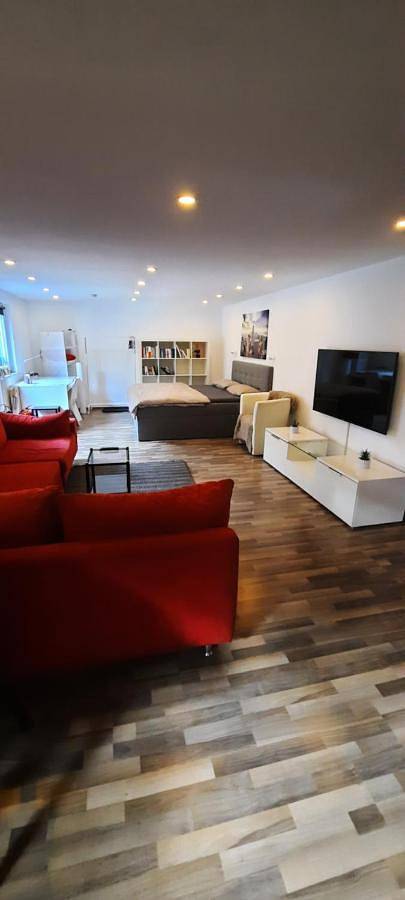 Ferienwohnung für 3 Personen, mit Terrasse und Garten in Trippstadt
