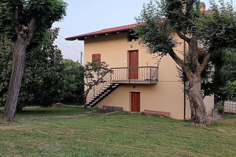 Accommodation i Querceti, small villa in the Bolognese Apennines in Camugnano, Bologna Provinz