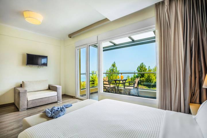 Ferienhaus für 4 Personen, mit Balkon und Terrasse sowie Garten und Ausblick in Chalkidiki - 4