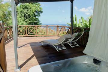 Lodge pour 2 personnes, avec jardin et vue, animaux acceptés en Guadeloupe