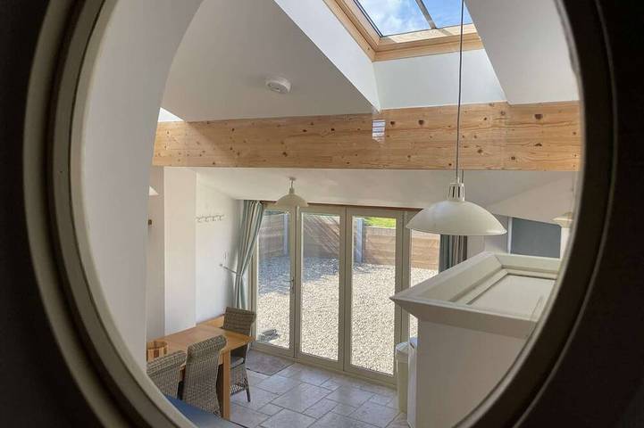 Cottage for 6 people, with Terrace and Garden in Salthouse