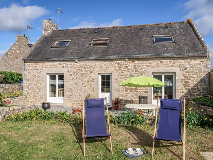 Ferienhaus für 4 Personen, mit Terrasse und Garten
