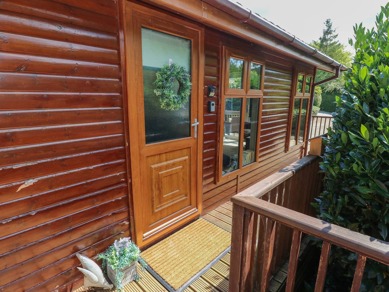 1 Hornbeam Lodge in Pembrokeshire