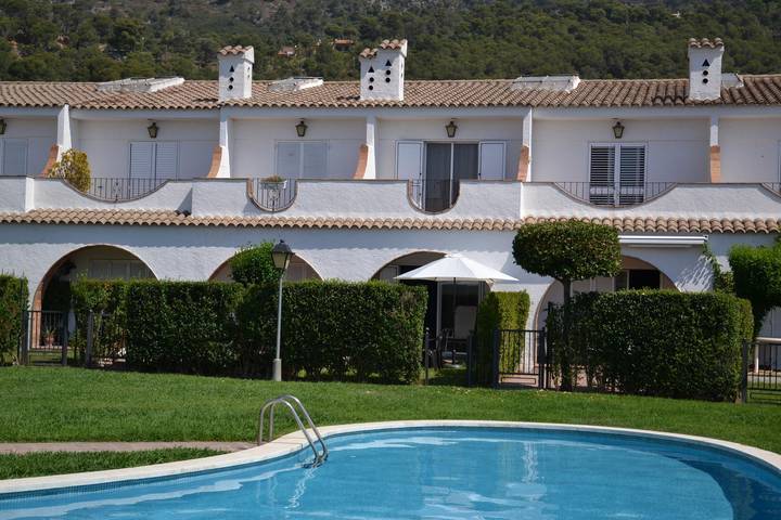 Casa rural para 5 personas, con Balcón y Terraza además de Jardín y Piscina en L' Estartit