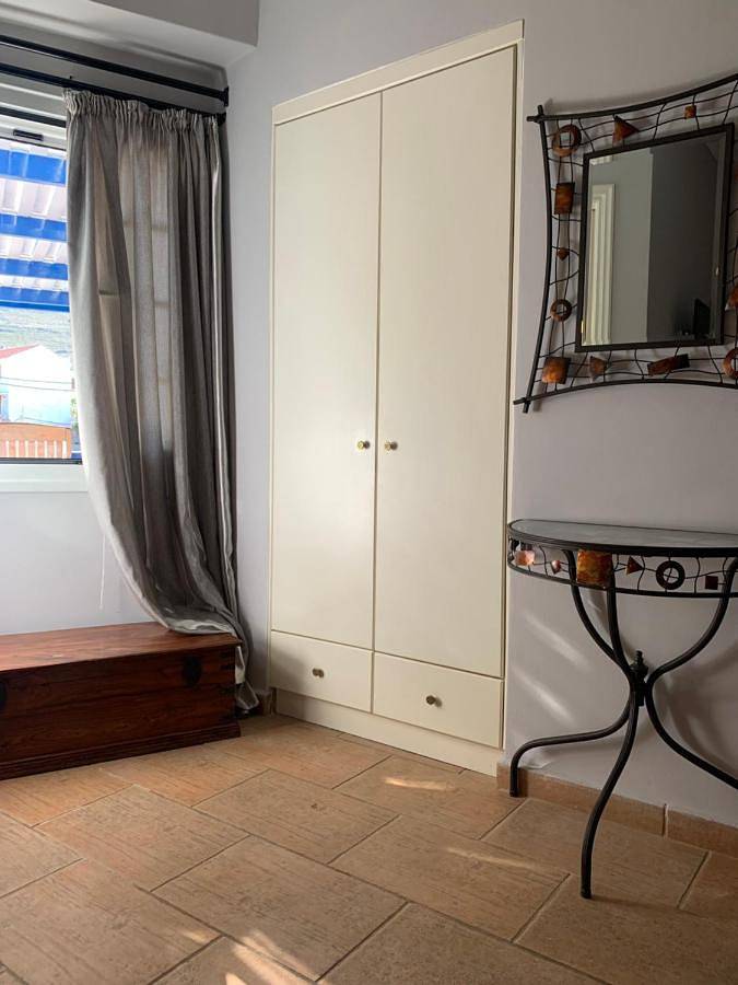 Double Room in Cythère