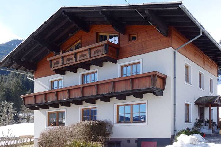 Ferienwohnung für 6 Personen, mit Sauna und Balkon