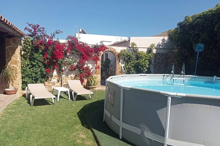 Casa de vacaciones para 5 personas, con terraza y jardín - 1