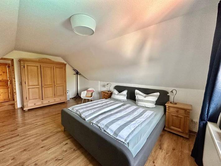 Ferienwohnung für 6 Personen, mit Terrasse und Garten sowie Pool in Dargun
