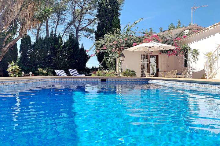 Chalet para 8 personas, con terraza y jardín, Se admiten mascotas en Provincia de Alicante