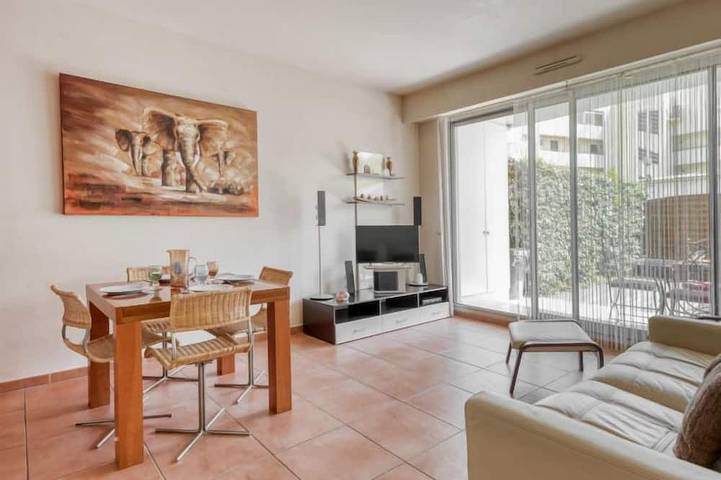 Appartement entier, Les allées du Cap in Antibes, Côte méditerranéenne (France)