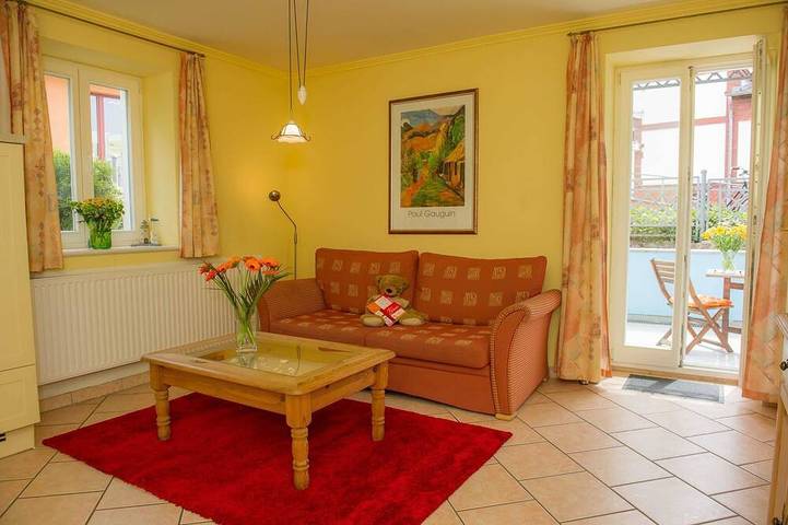 Villa für 4 Personen, mit Terrasse