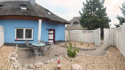 Ferienhaus für 4 Personen, mit Terrasse und Garten, kinderfreundlich in Ribnitz-Damgarten