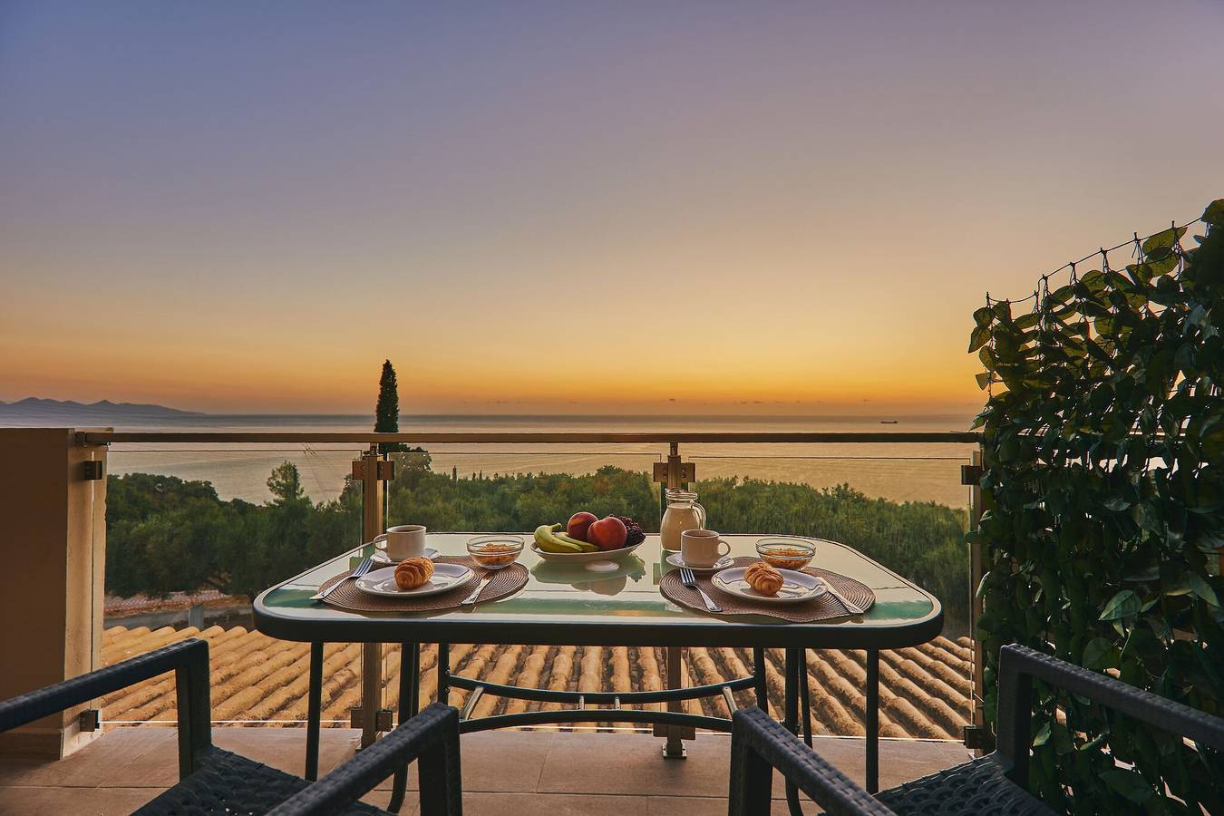 Entire apartment, Apartment 'Pelagaki Sunrise 1 Bedroom' with Shared Terrace, Wi-Fi and Air Conditioning in Zakynthos
