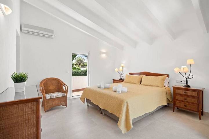 Location de vacances pour 6 personnes, avec jardin et balcon à Port d'Addaia - 2