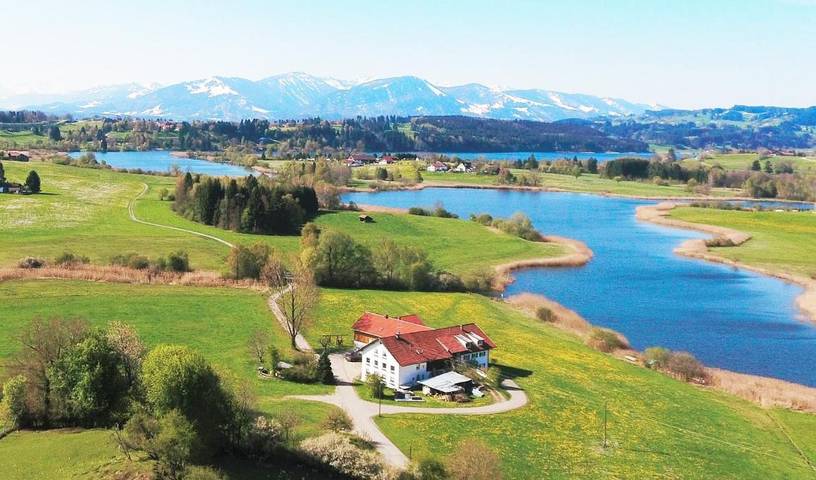 Ferienwohnung für 5 Personen, mit Balkon und Ausblick in Waltenhofen - 2