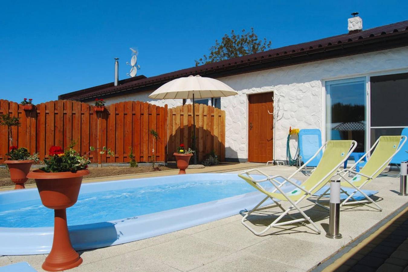 Komfortowy dom wakacyjny z basenem letnim + sauna in Powiat koszaliński