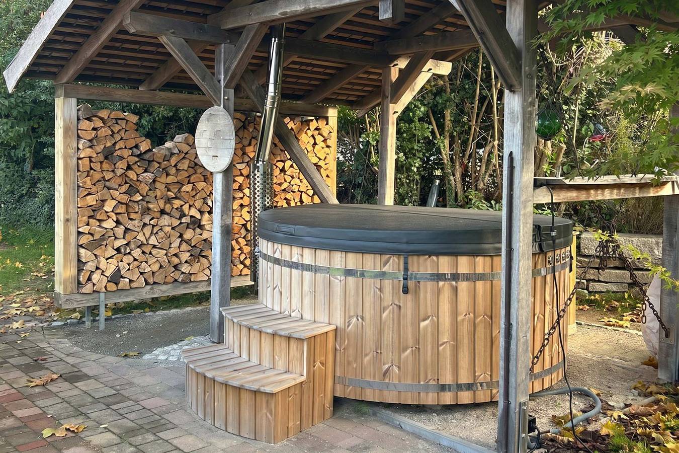 Ganze Wohnung, Gemütliche Ferienwohnung in Heringsdorf mit großem Garten&Whirlpool – nur 550 m zum Strand in Drei Kaiserbäder, Heringsdorf