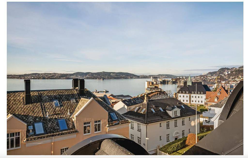 Ganze Wohnung, Bergenhus-Wohnung im historischen Sandviken in Bergenhus, Bergen