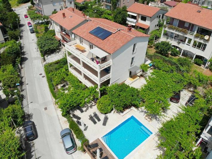 Maison d’hôte pour 2 personnes, avec piscine ainsi que jardin et vue à Pula - 2