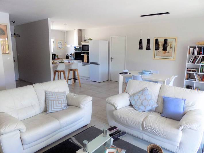 Location de vacances pour 6 personnes, avec piscine ainsi que terrasse et jardin à Meschers-sur-Gironde - 4