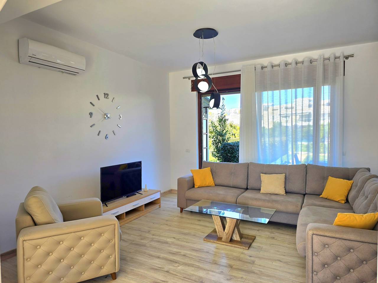 Villa for 8 People in Albania