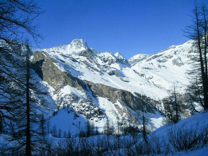 Location de vacances pour 6 personnes, avec Jacuzzi ainsi que Terrasse et Jardin à Ala di Stura - 2