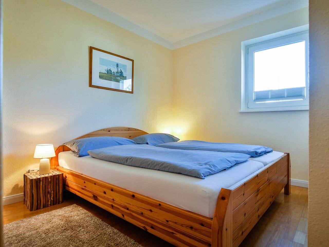 Ganze Ferienwohnung, Sylter Sonne - Helle zwei Zimmer Wohnung mit Balkon in ruhiger Lage von Hörnum. in Hörnum, Sylt