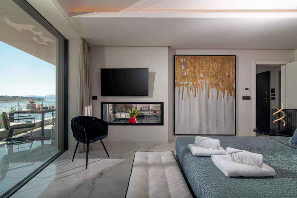 Entire apartment, Sea Breeze Luxury Apartment in North Crete