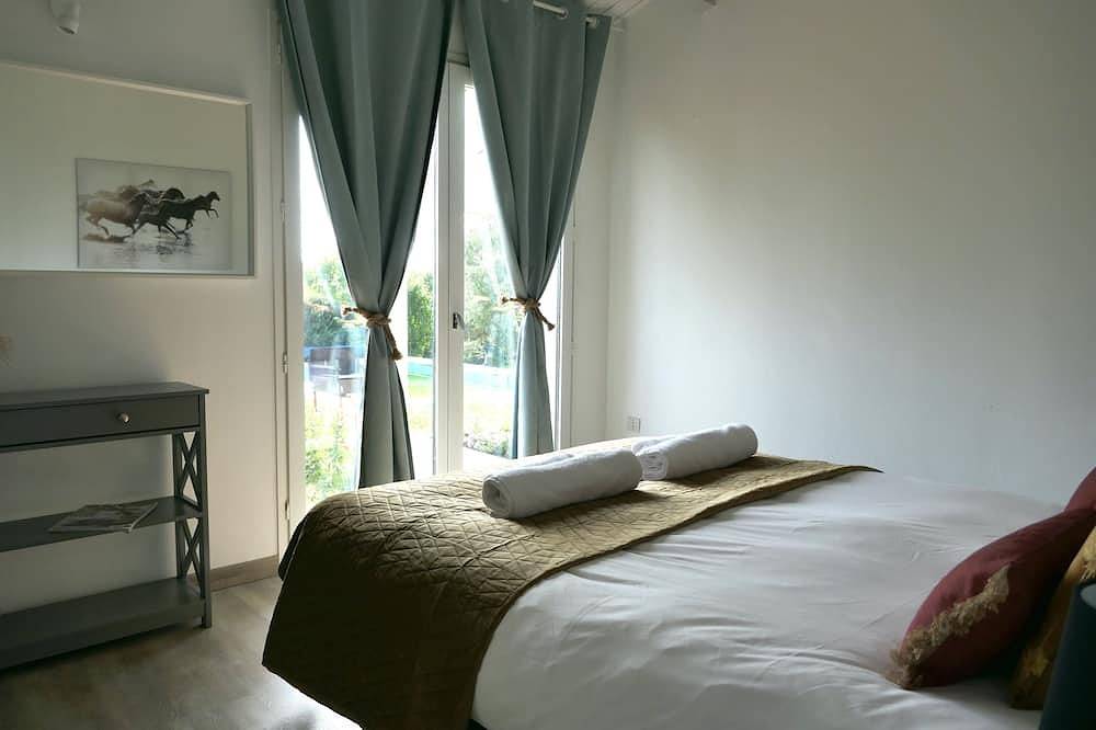 Villa du tertre au milieu des vignes in Fronsac, Région de Libourne