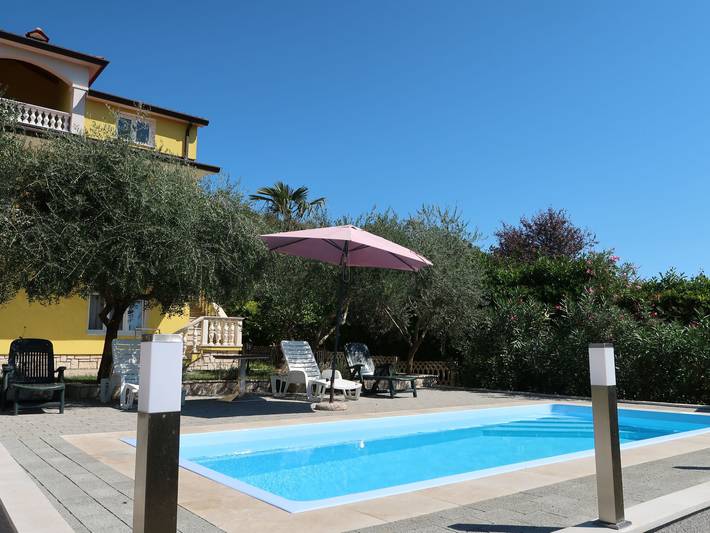 Ferienwohnung für 4 Personen, mit Terrasse und Garten in Labin-Rabac - 2