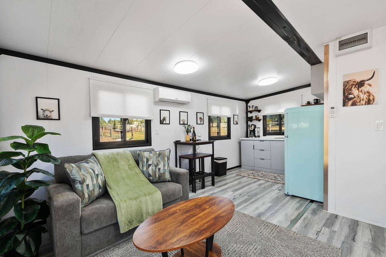 Zebra Ranch 2-Br Tiny Home|Mtn View•Trails•Brbq in Yavapai County