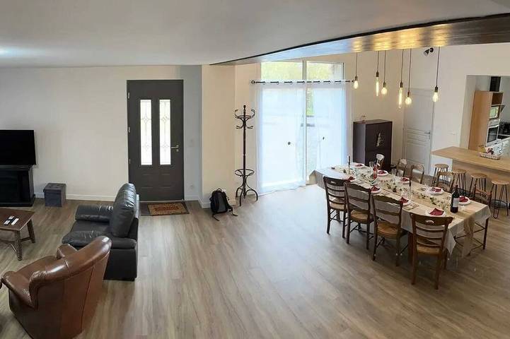 Location de vacances pour 9 personnes, avec jardin, animaux acceptés à Saint-Maurice-la-Clouère