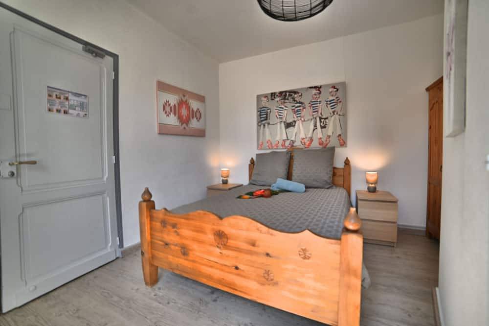 Gîte for 2 to 12 people shops and beach within walking distance in Ronce-les-Bains, La Tremblade