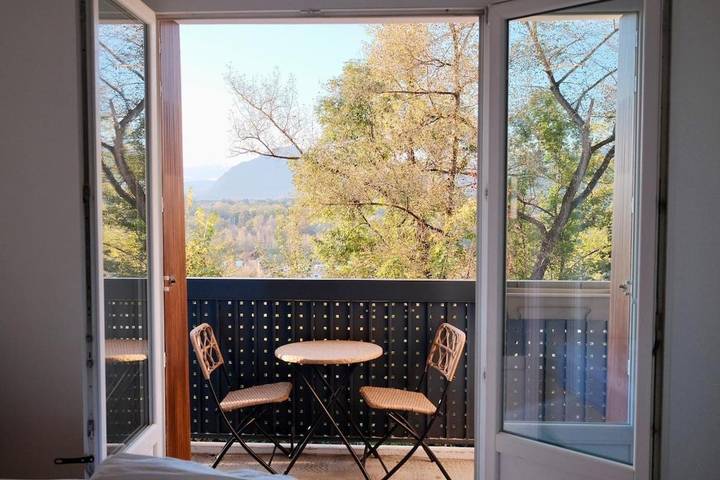 Gîte pour 4 personnes, avec vue et balcon dans Patinoire Jean Regis - 4