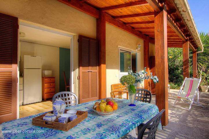 Gîte pour 3 personnes, avec Terrasse et Vue dans Sagone - 3